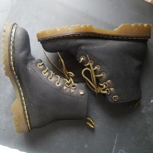 Dr. Martens Luana Boots